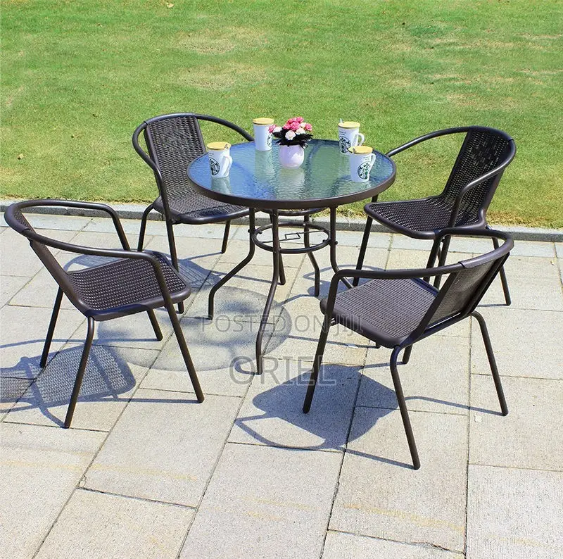 Dining Tables: Lightweight 3-Piece Outdoor Dining Set