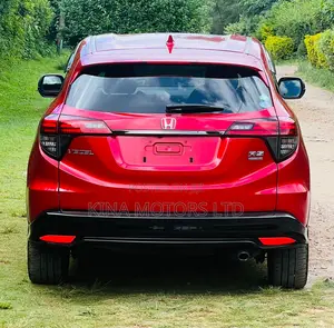 Honda Vezel 1.5 Hybrid 2WD 2019 Burgundy