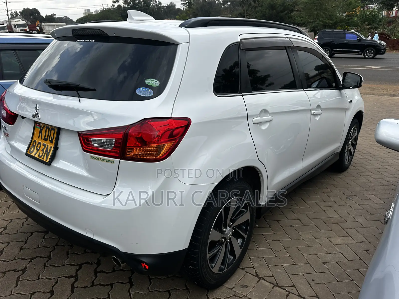 Mitsubishi RVR 2017 White
