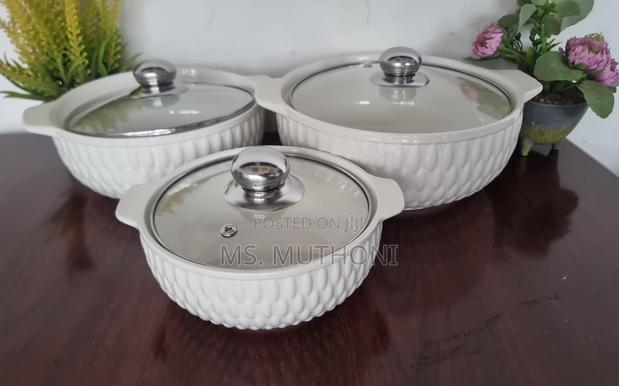 A Set of 3 Ceramic Serving Bowls - thumbnail 7