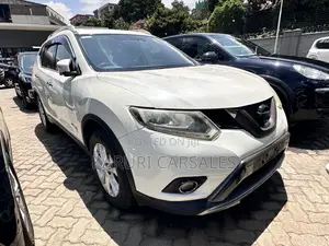 Nissan X-Trail 2015 White