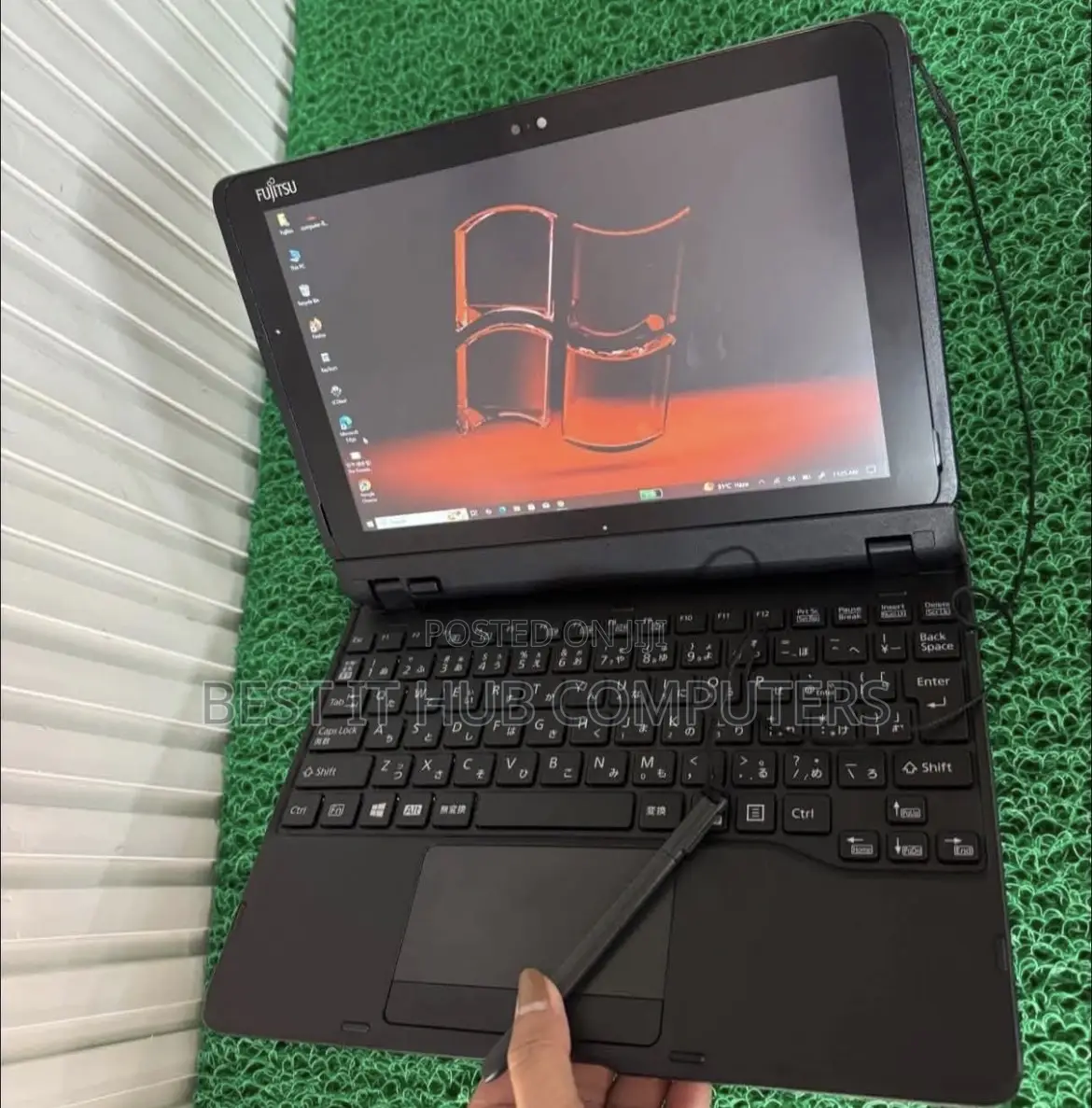 Laptop Fujitsu 4GB Intel Core i5 SSD 128GB