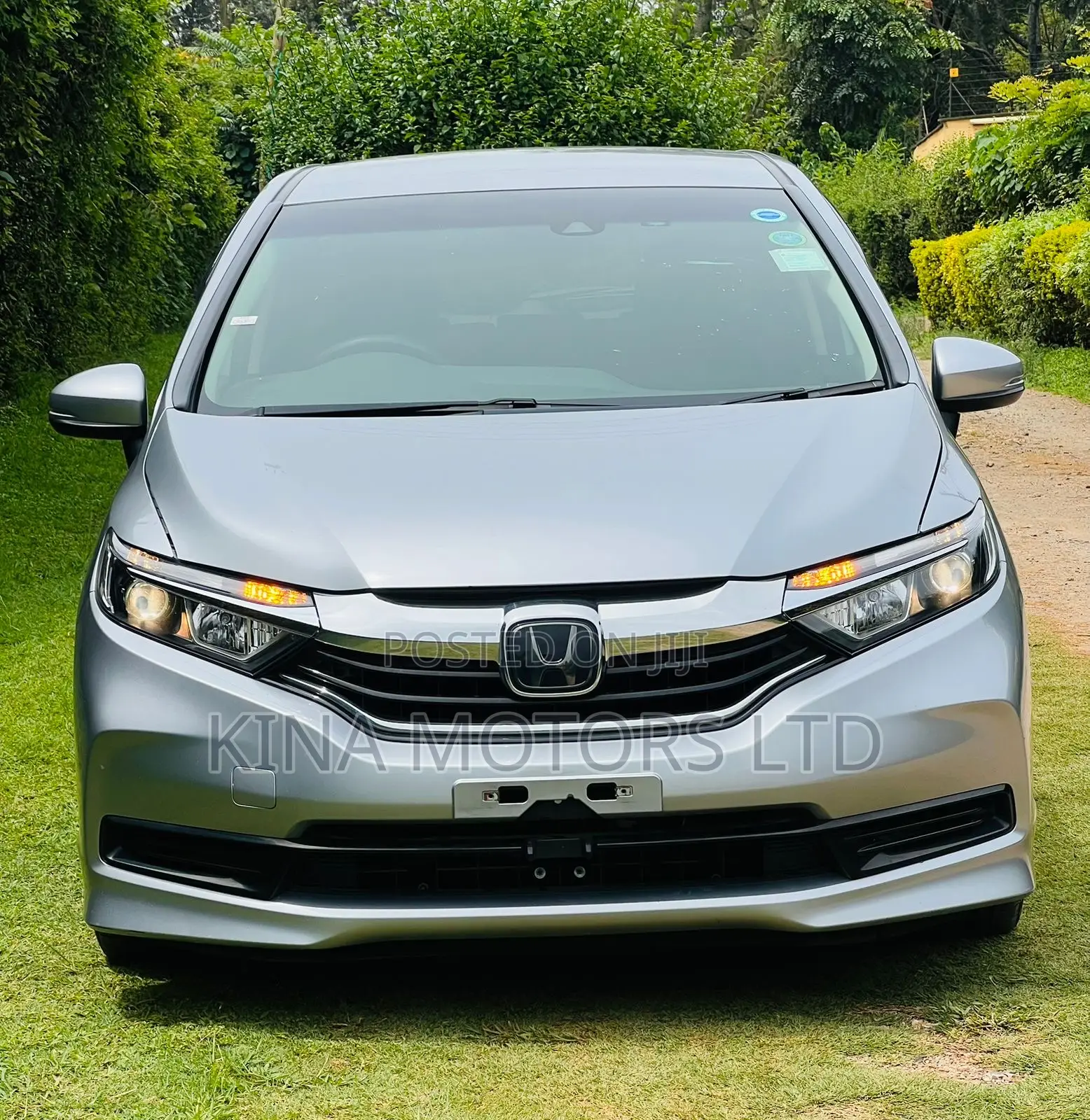 Honda Shuttle 1.5 Hybrid 2WD 2019 Gray