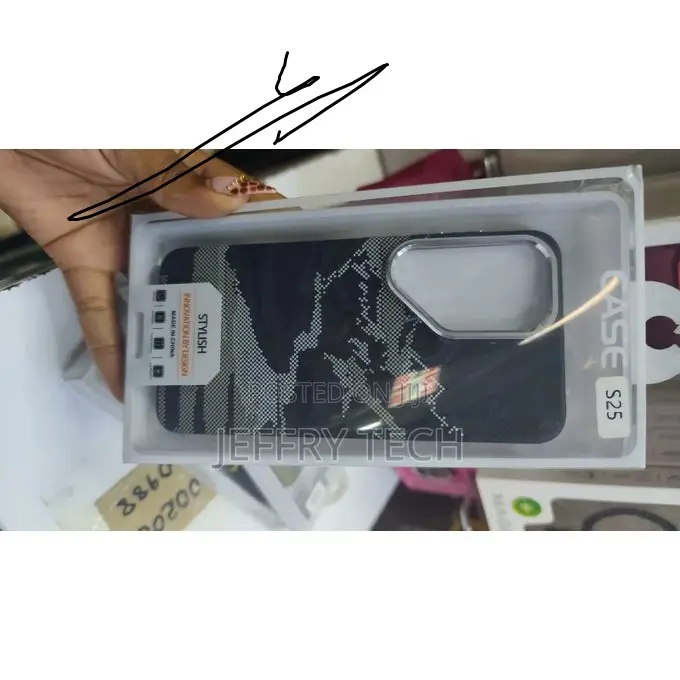 Tribal Luxury Series Carbon Fiber Protective Case for Galaxy S25 Samsu