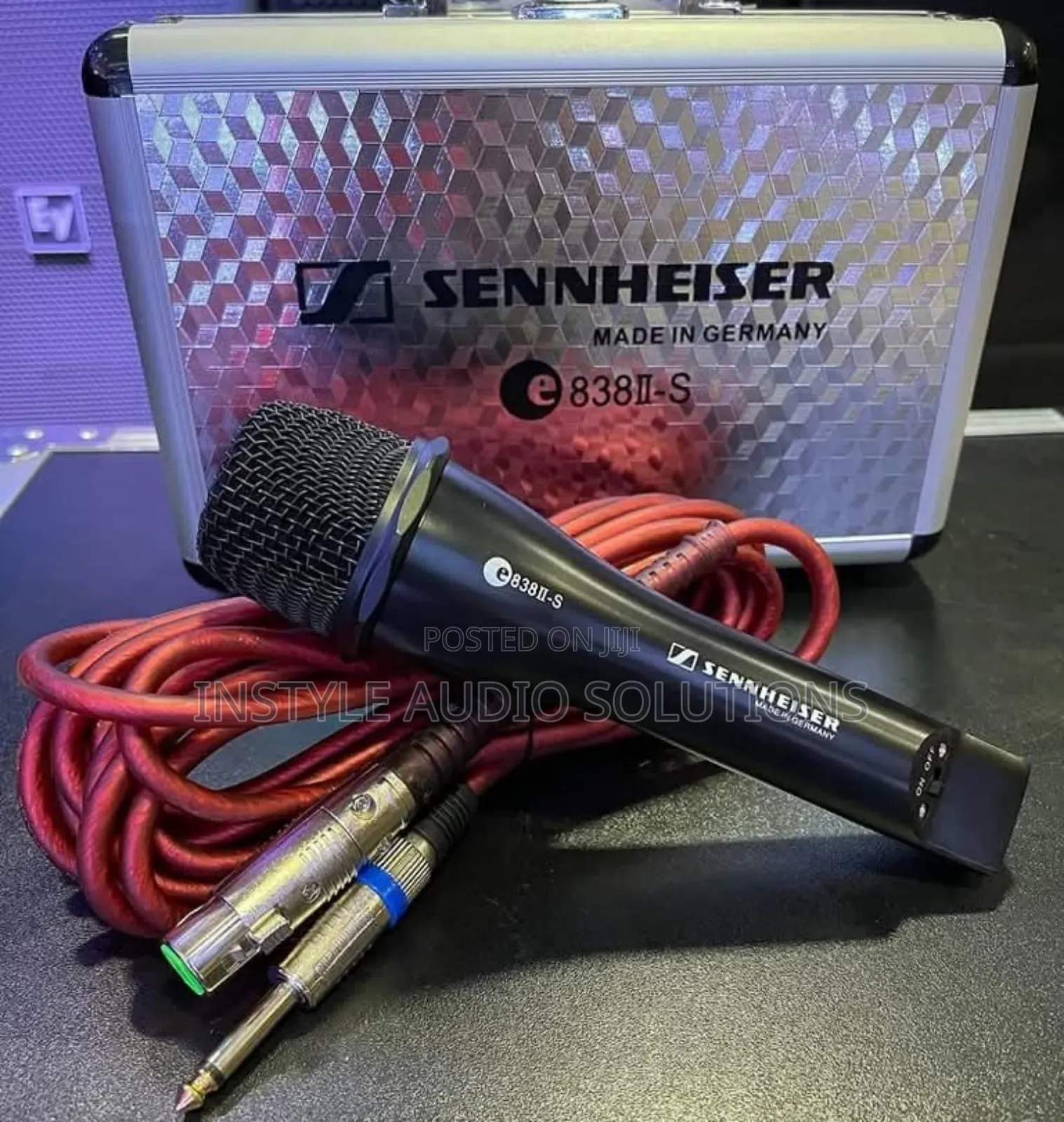 Senneizer Wired Top Quality Microphone With Briefcase