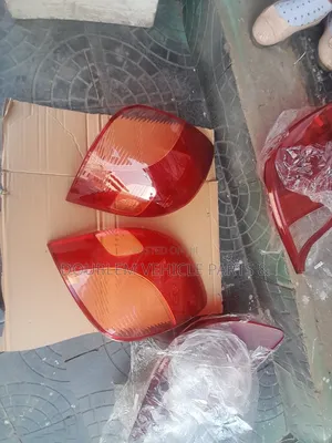 Tail Light/Lamp/Back Rear Lens Toyota Corolla Spacio 2001,2002 Zze Nze