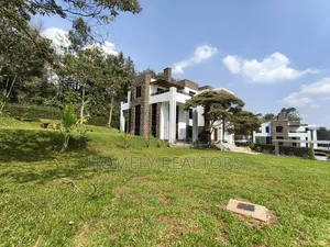 6bdrm Maisonette in Karen, Nairobi for sale