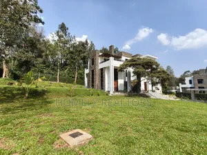 6bdrm Maisonette in Karen, Nairobi for sale
