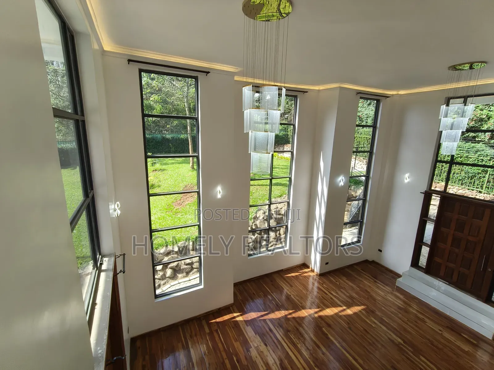 6bdrm Maisonette in Karen, Nairobi for sale