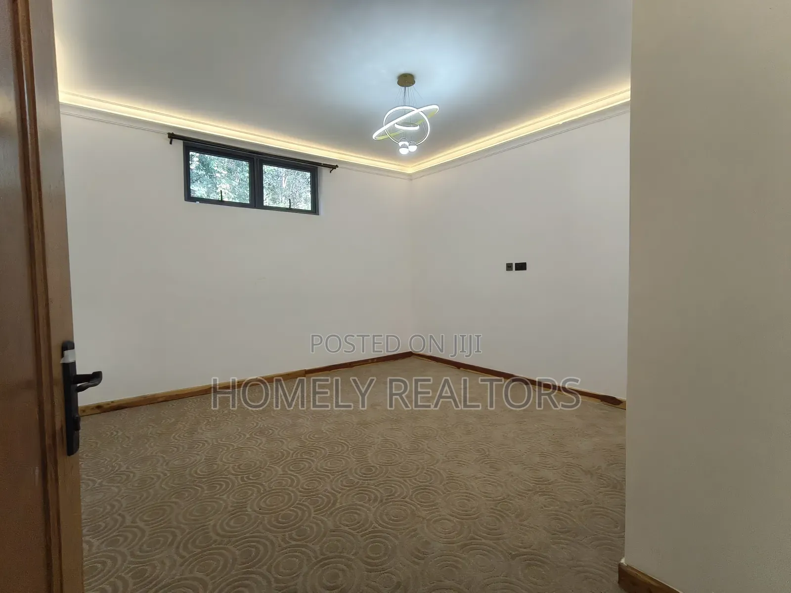 6bdrm Maisonette in Karen, Nairobi for sale