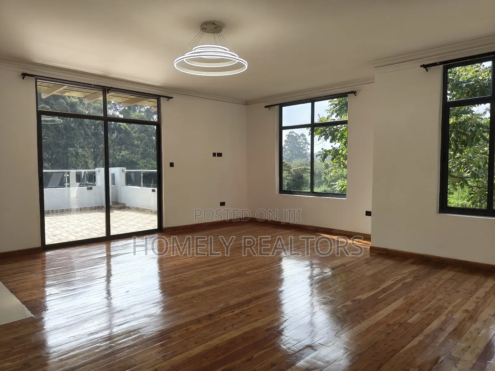 6bdrm Maisonette in Karen, Nairobi for sale