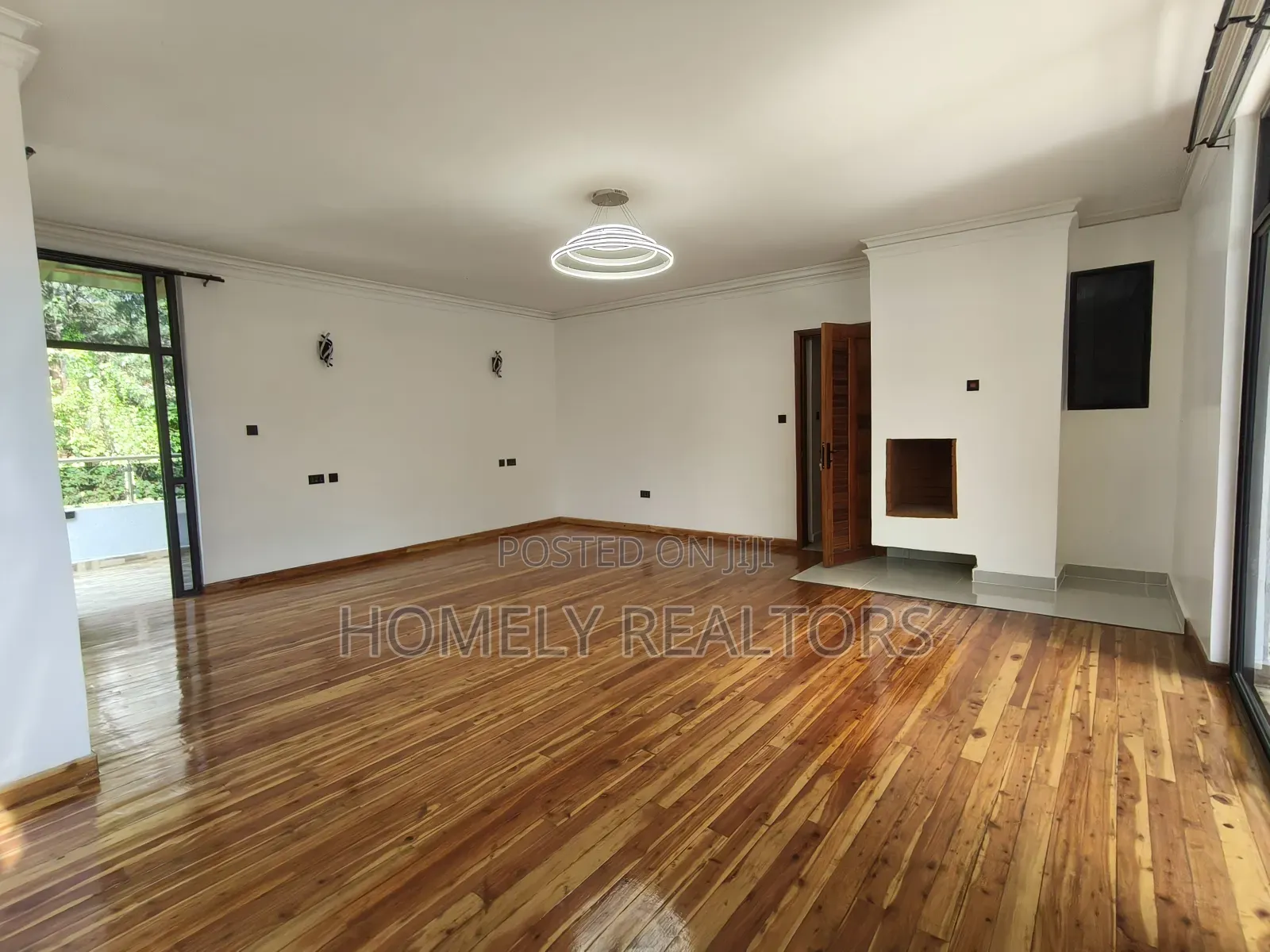 6bdrm Maisonette in Karen, Nairobi for sale