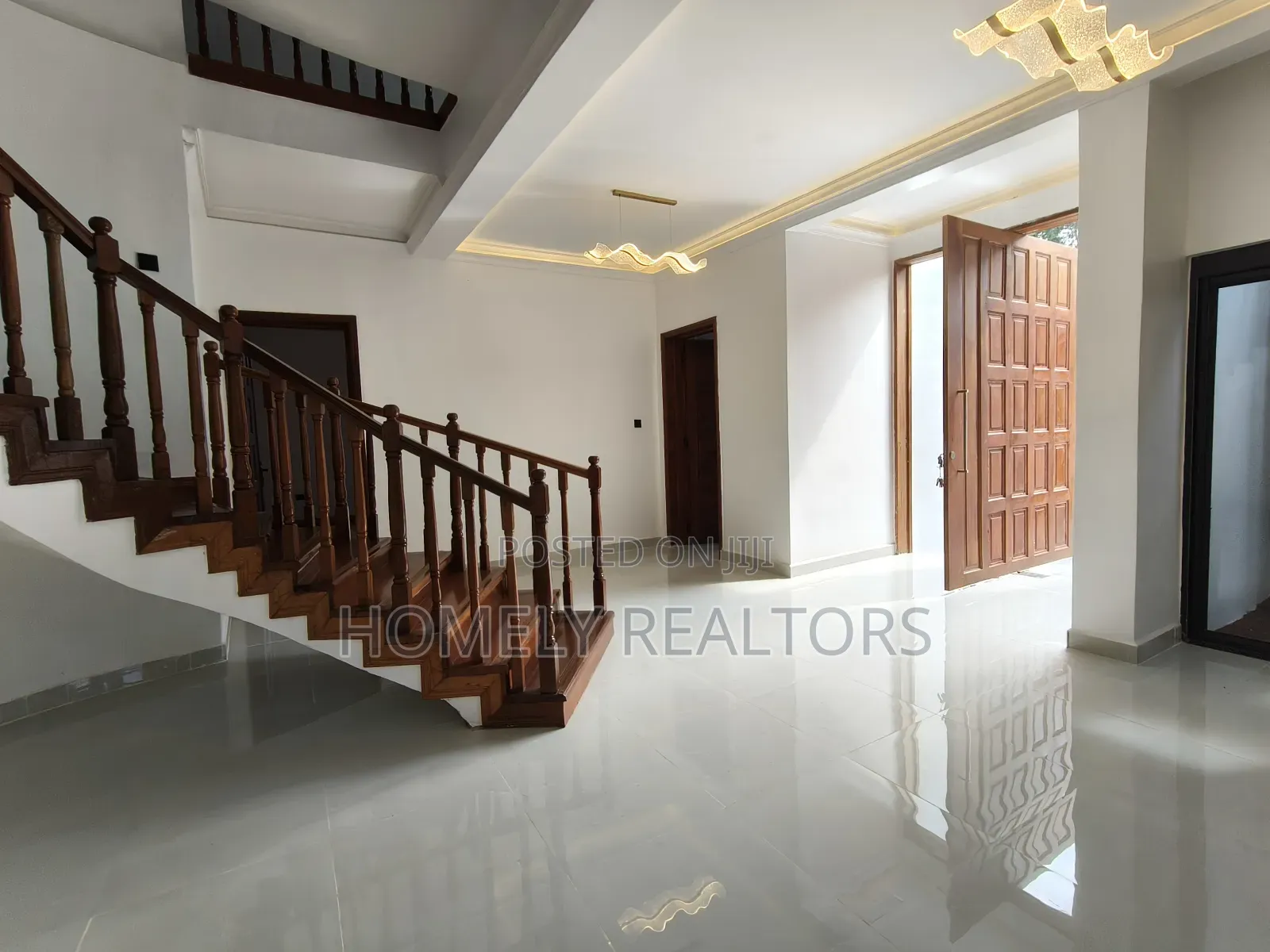 6bdrm Maisonette in Karen, Nairobi for sale