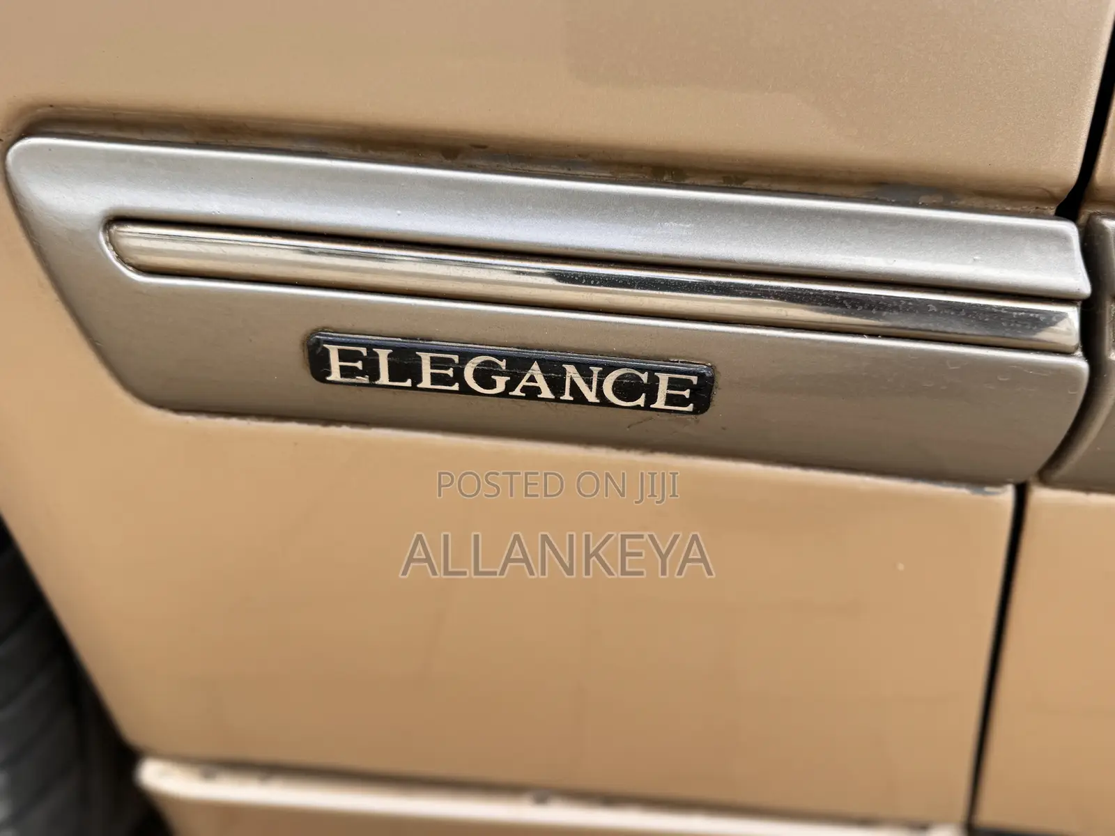 Mercedes-Benz E200 2001 Gold
