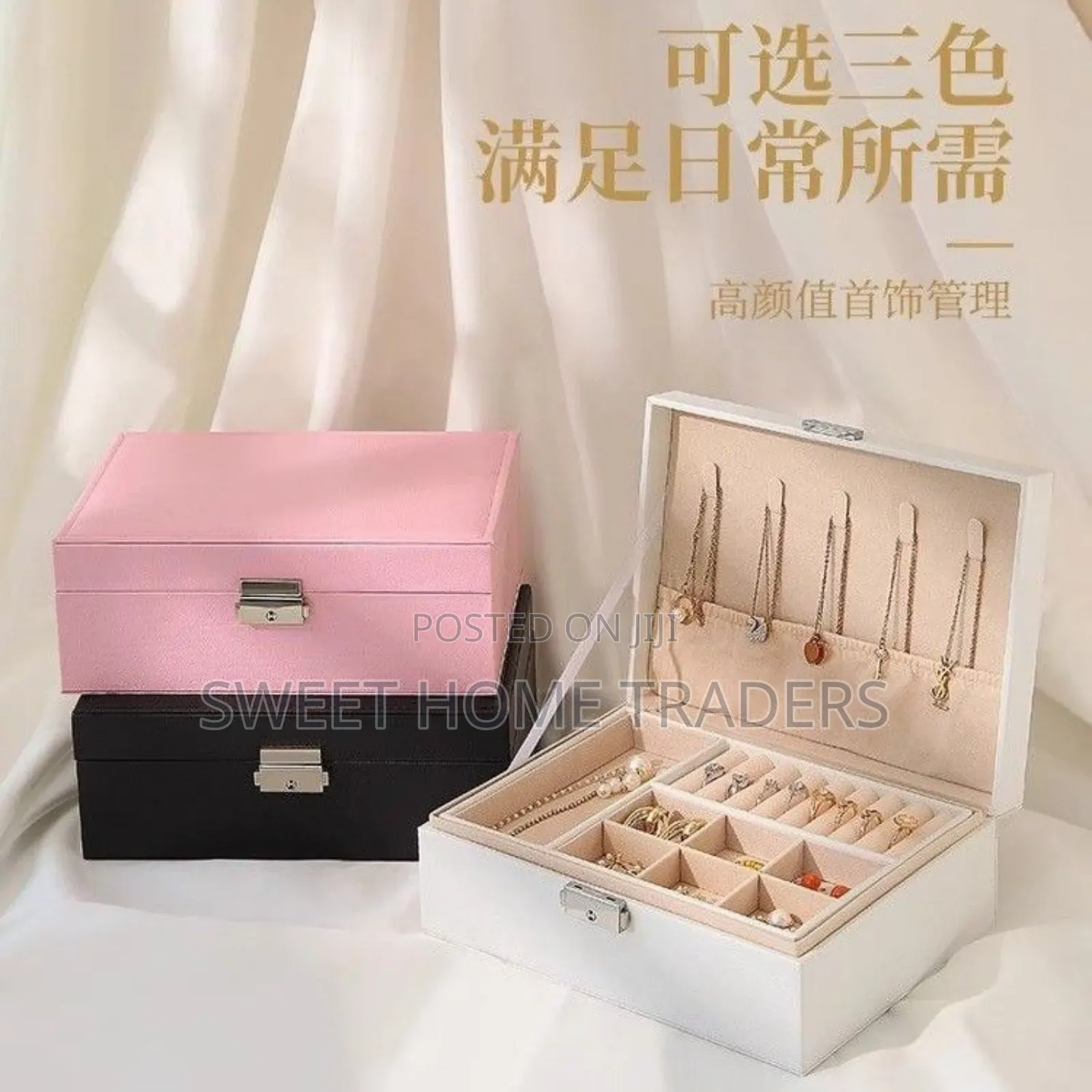 *Exquisite Travel Jewelry Bag / Jewelry Organizer*