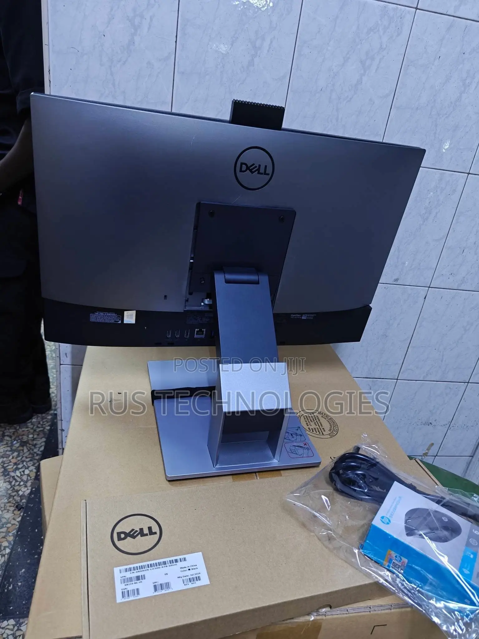 Desktop Computer Dell OptiPlex 7460 16GB Intel Core i5 SSD 256GB