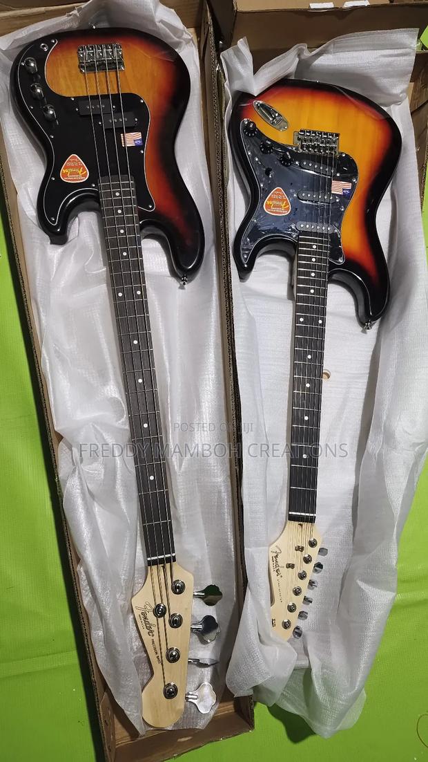 Fender Rhythm Guitar - thumbnail 3