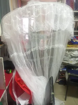 Beautiful Brilliant White Round Mosquito Net