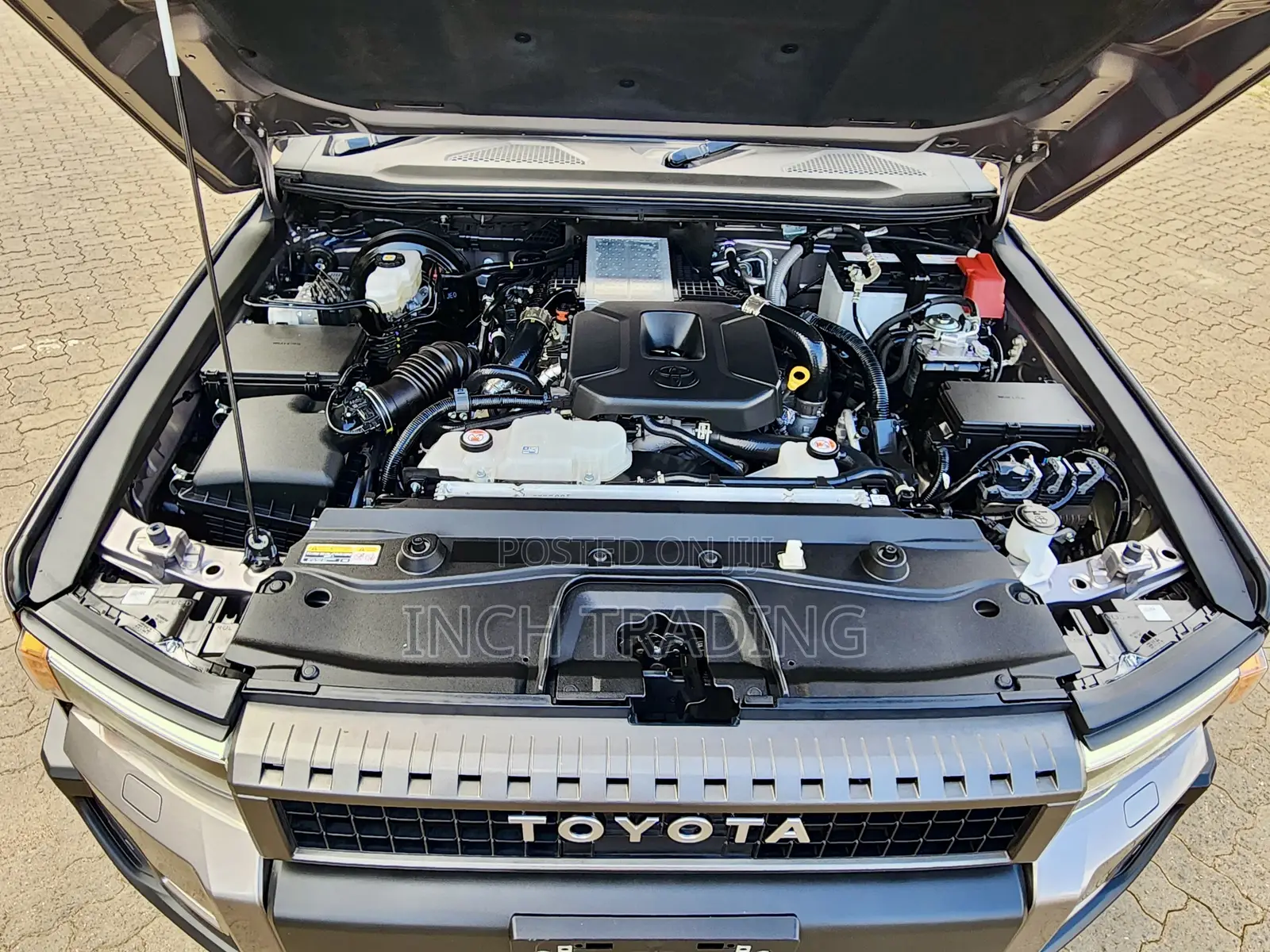 Toyota Land Cruiser Prado 2.8 2024 Gray