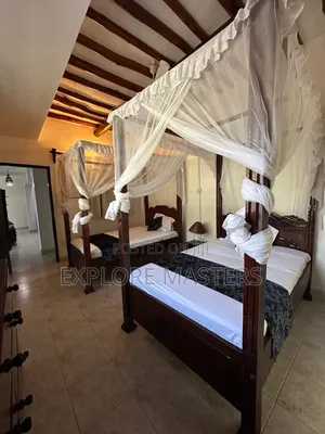 Diani Villa With Swimming Pool