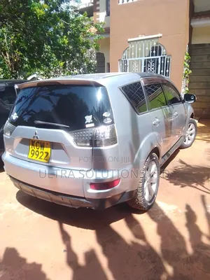 Mitsubishi Outlander 2010 Silver
