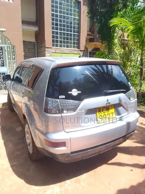 Mitsubishi Outlander 2010 Silver