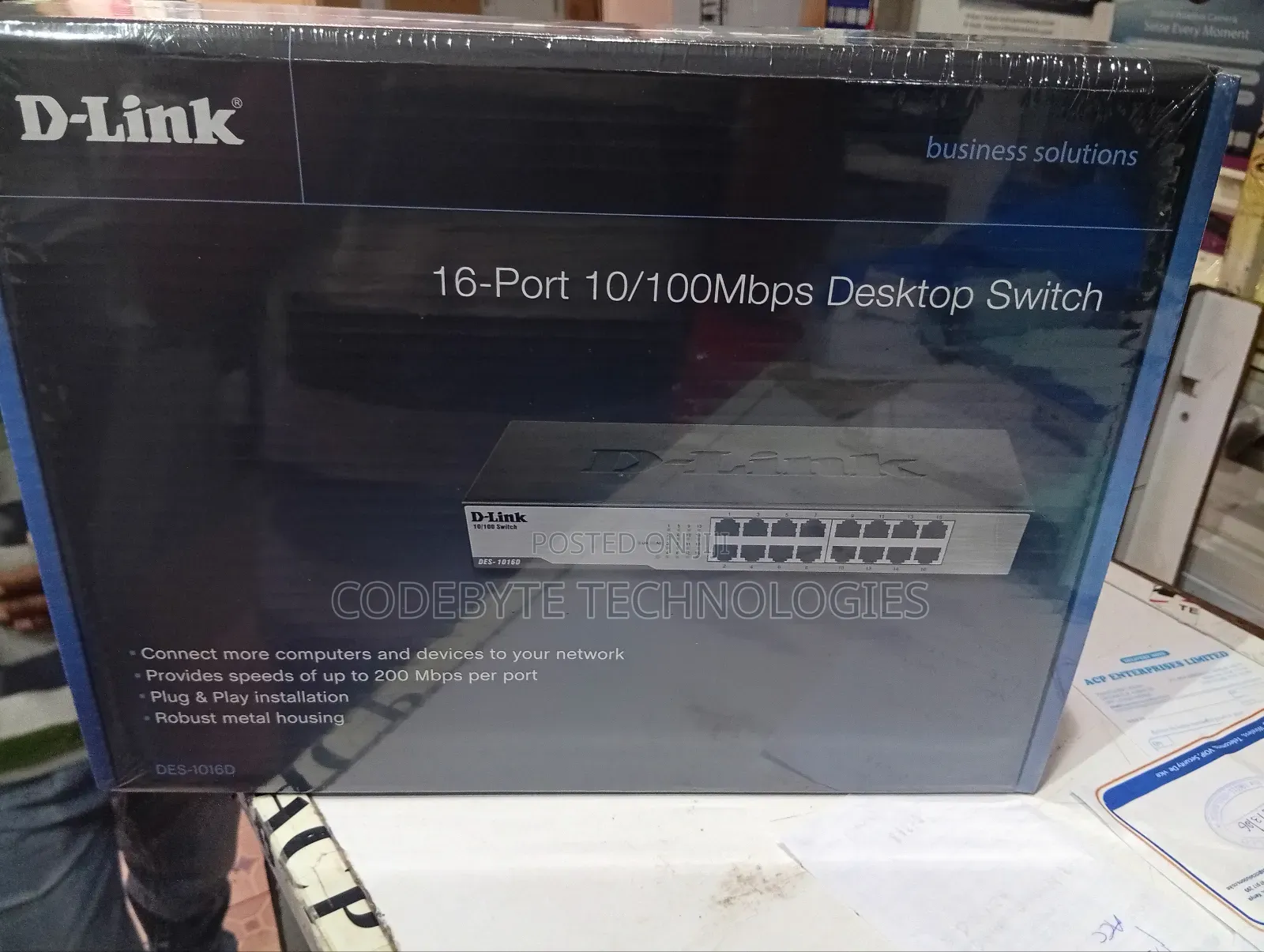 D-Link Des-1016d 16-Port Fast Ethernet Unmanaged Desktop Switch