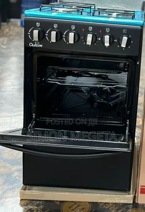 Olelon 50×55 Cooker – 3 Gas Burners + 1 Electric Plate.