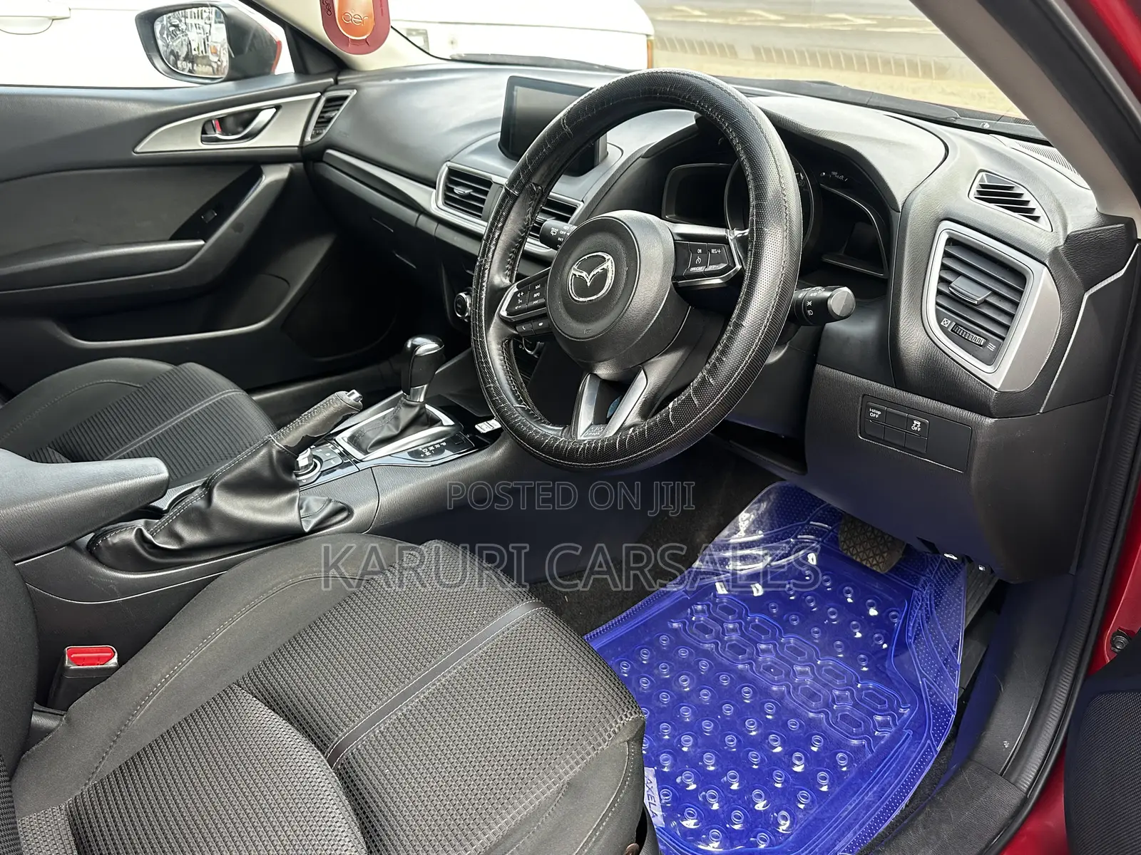 Mazda Axela 2015 Red