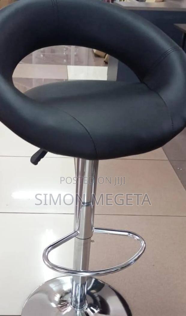Adjustable Bar Stool Very Modern and Affordable