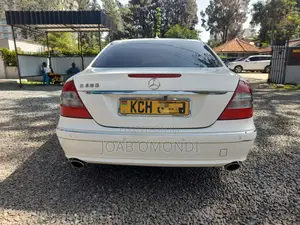 Mercedes-Benz E350 Base 4dr Sedan RWD (3.5L 6cyl 7A) 2009 White