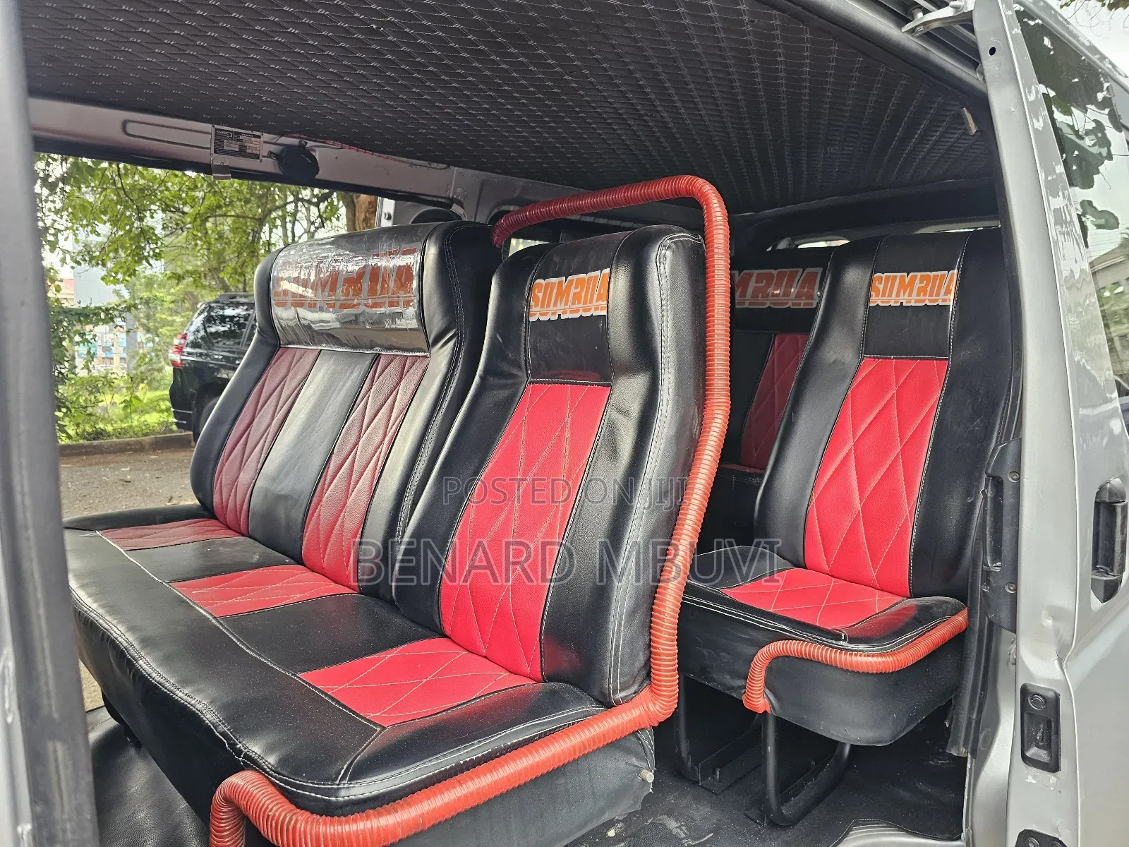 Toyota HiAce 2013 Silver