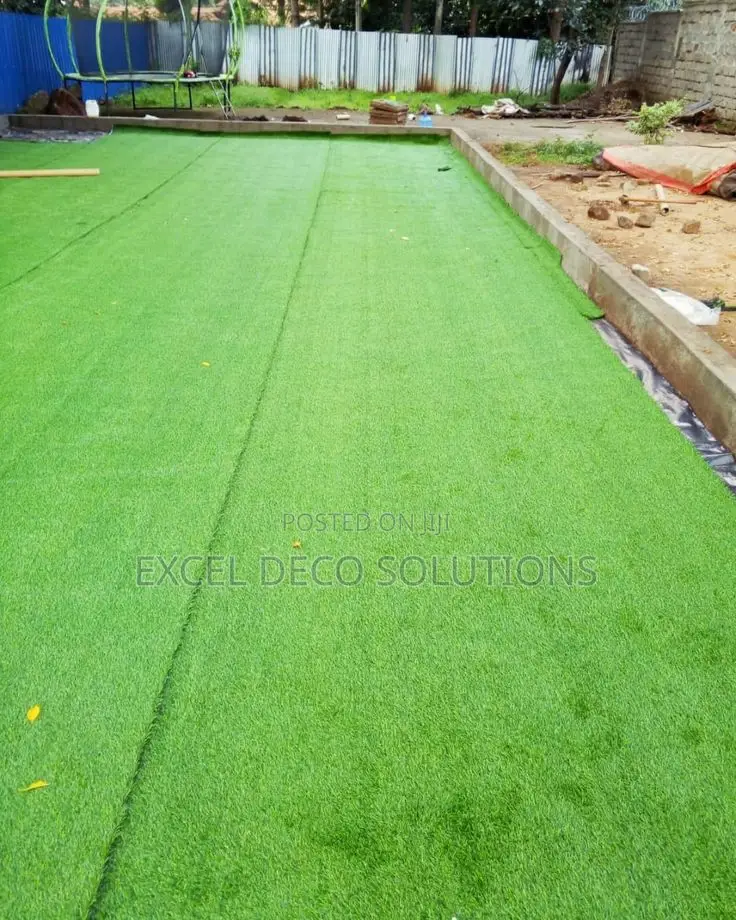Green Turf Carpet – Ideal for Balconies, Compounds Events
