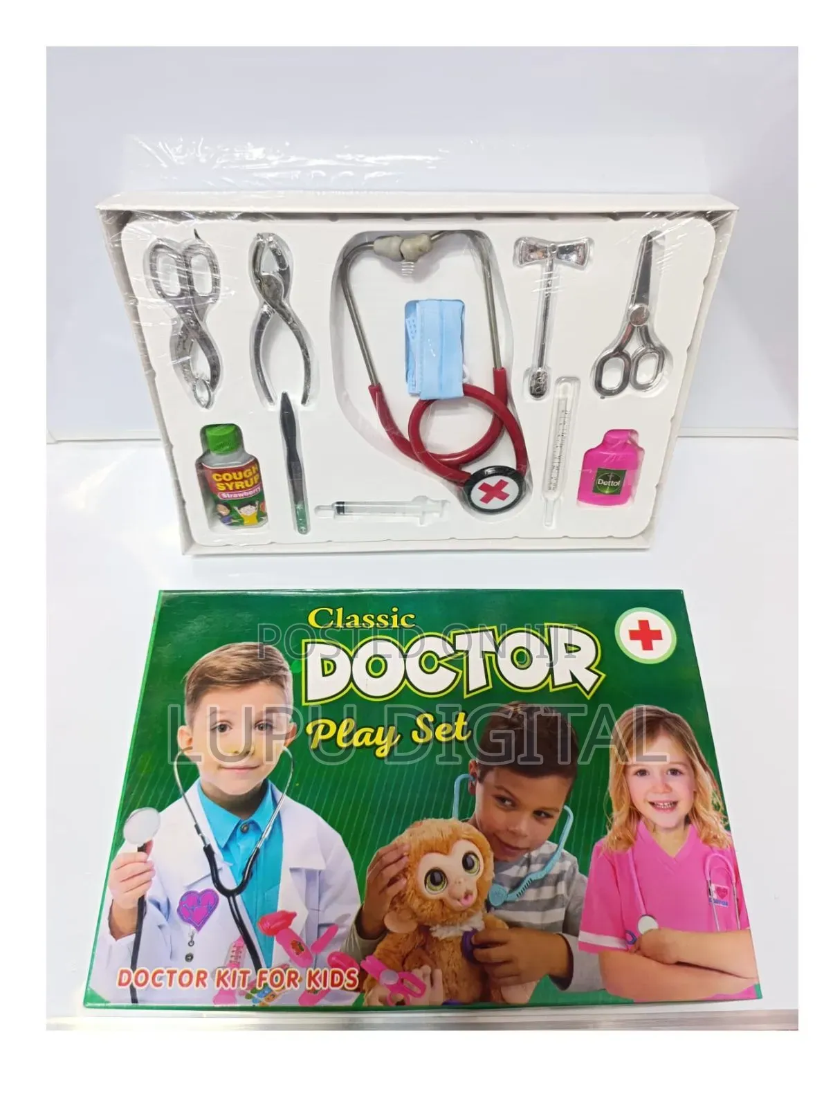Classic Doctor Set Play Set.