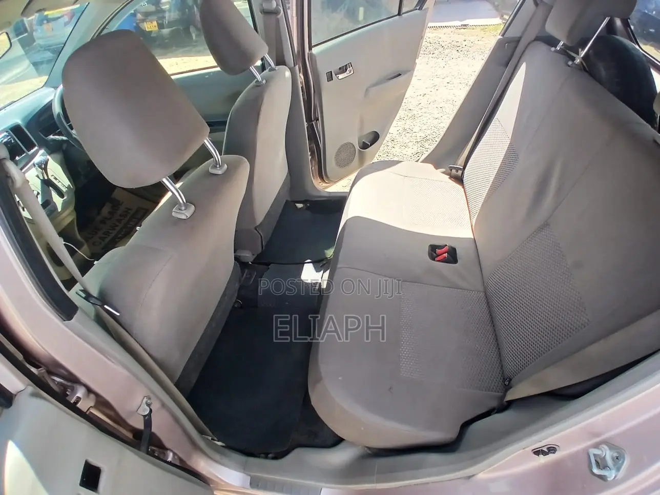 Daihatsu Mira 2015 Pink
