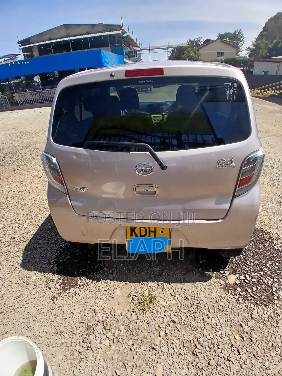 Daihatsu Mira 2015 Pink