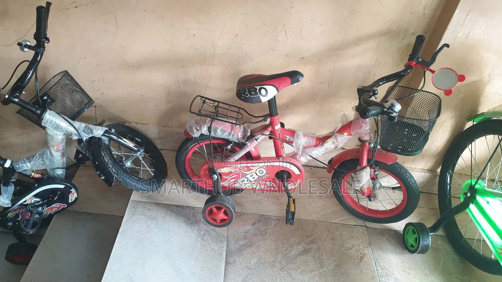 12’’ Kids Bike/ Size 12 Bike With Removable Training Wheels( 2-5 Yrs)