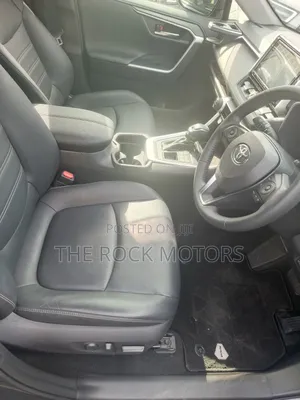 Toyota RAV4 2021 Gray