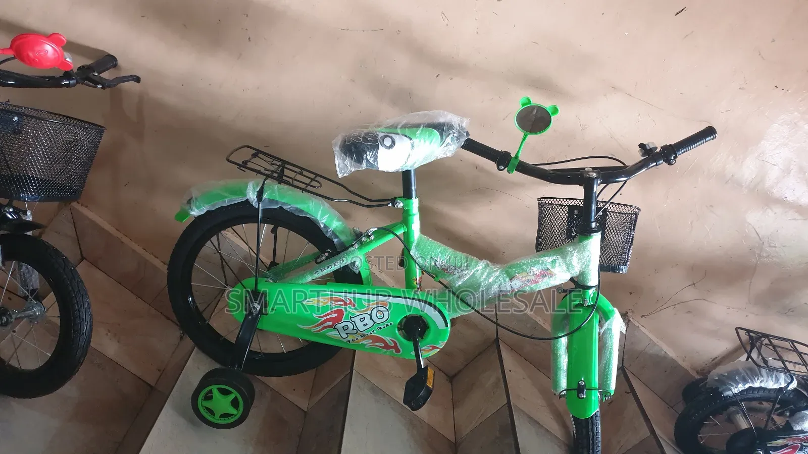 Size 16 Kids Bike With Removable Training Wheels(5-8 Years)