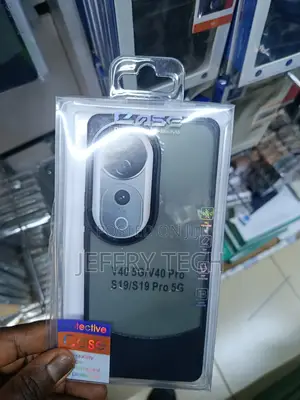 Rtistque Frosted Ultra Matte 2 in 1 Back Case for Vivo V40 5g