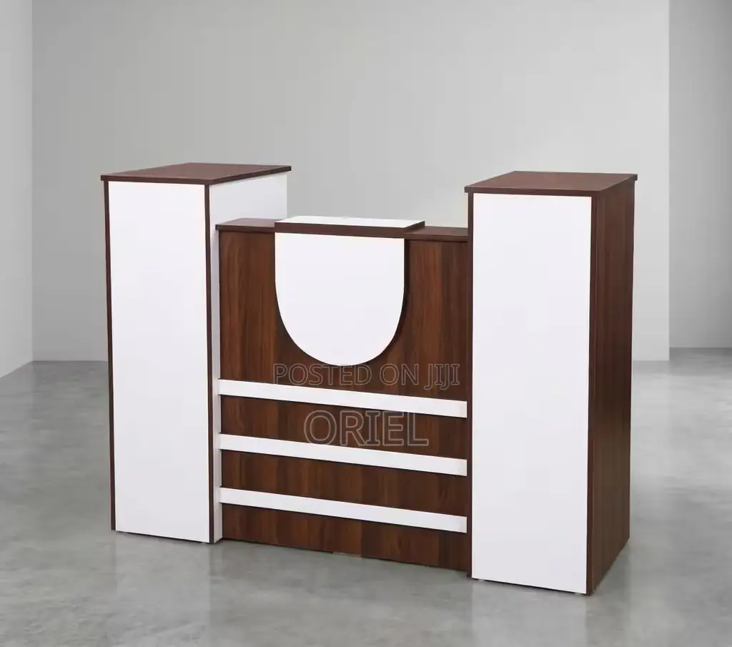 Office Desk : 1.6m Custom Reception Counter Welcoming Office Desk