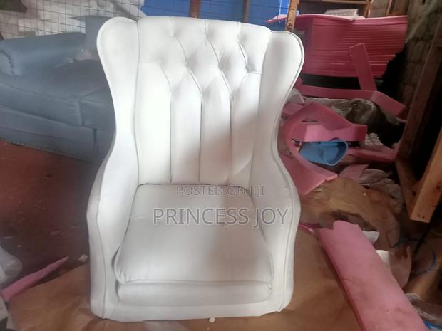 Comfy King Chair - thumbnail 3