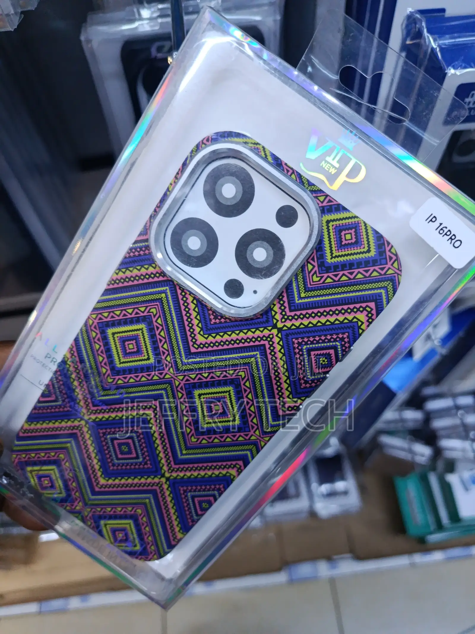Kilope Luxo Carbon Fiber Tribal Case With Magsafe for iPhone 16 Pro