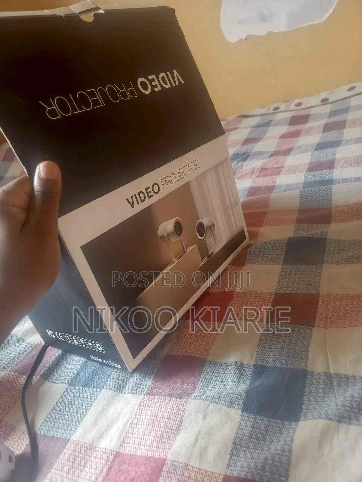 Elora Hy Projector , Hy Elora