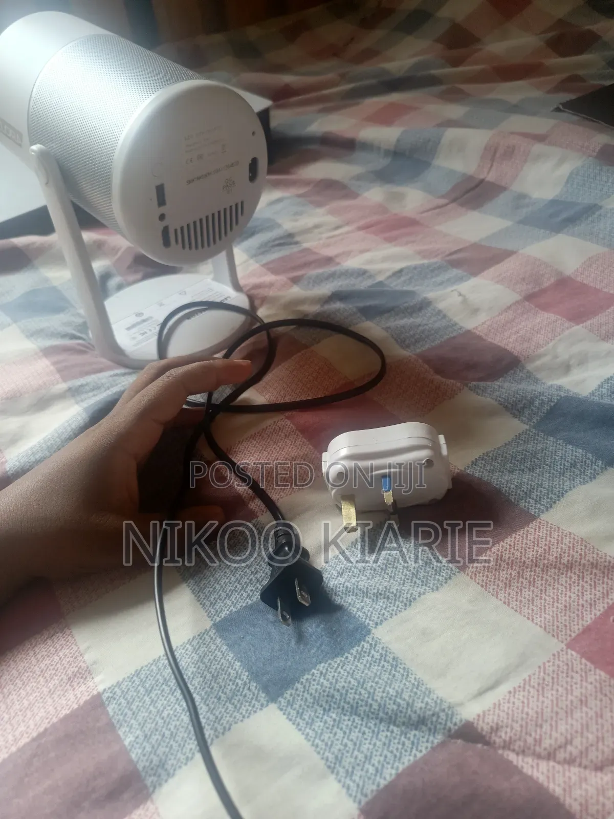 Elora Hy Projector , Hy Elora