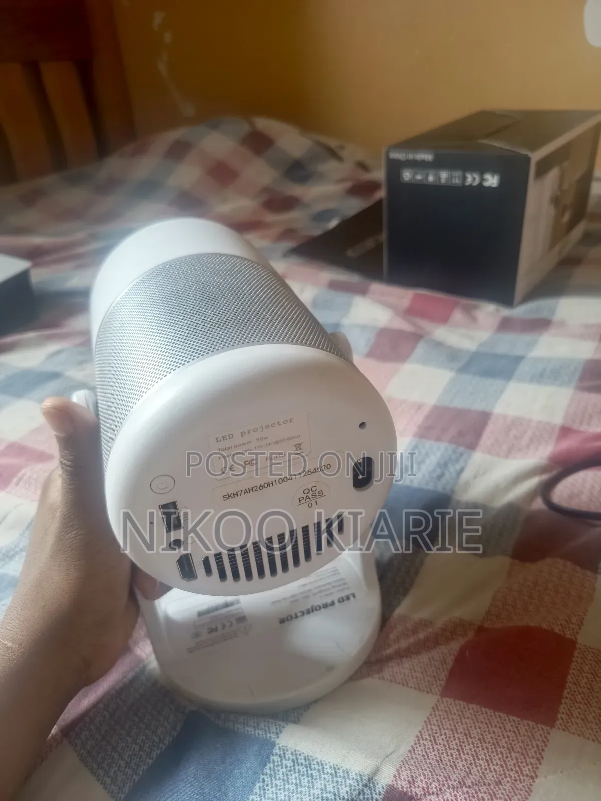Elora Hy Projector , Hy Elora