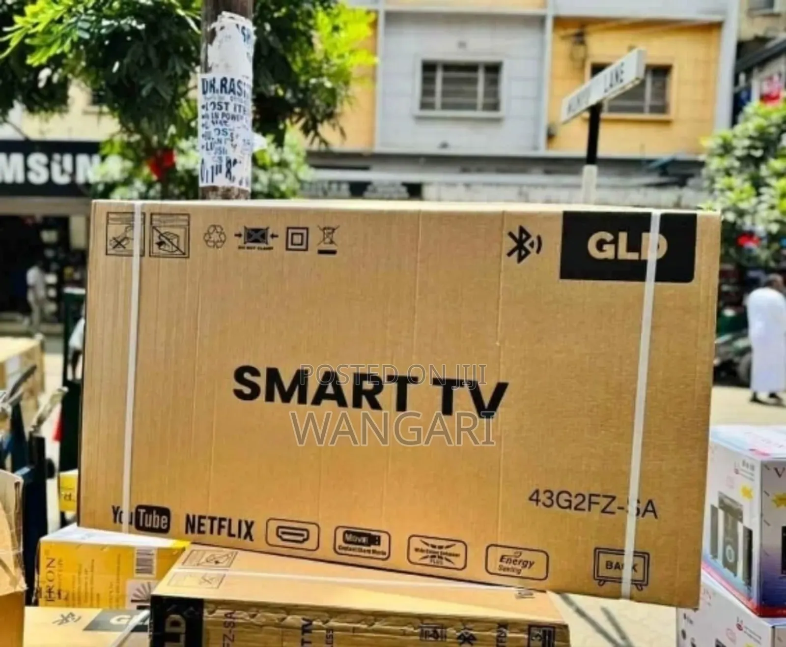 Facebook Youtube GLD 43 Inch Smart Tv