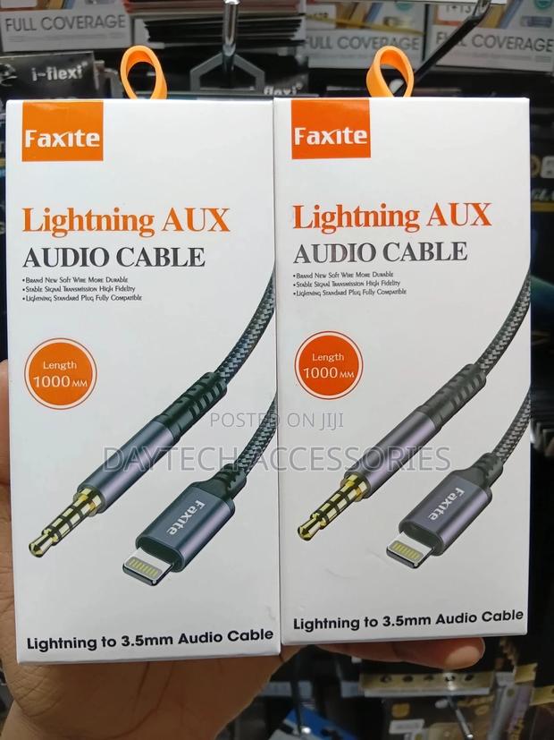 Lightning to 3.5mm Aux Audio Cable 1m Braided - Black - thumbnail 3