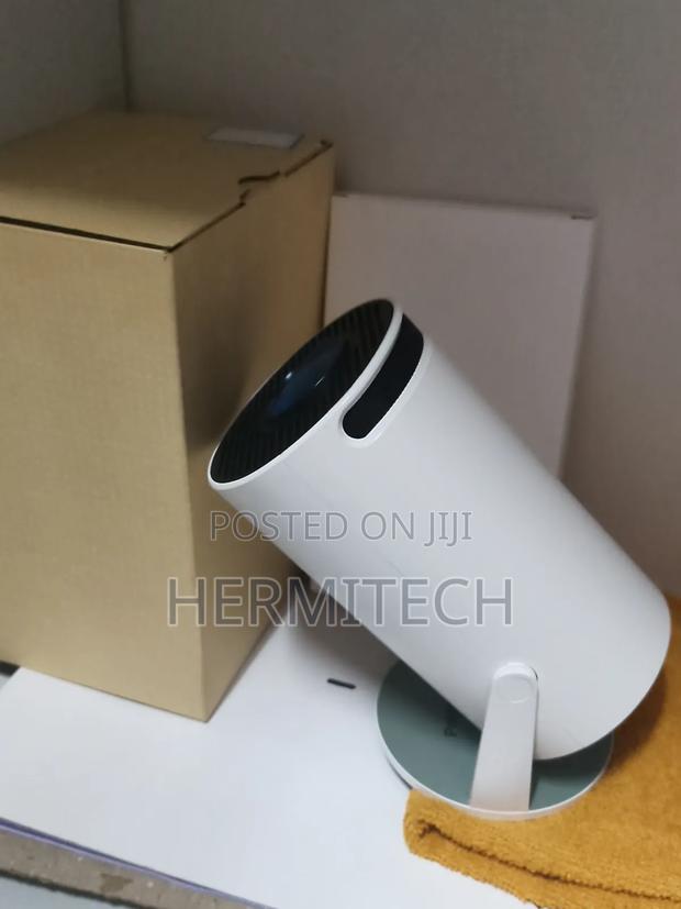 Mini Portable Projector 720p Hd Wifi Smart Projector Hy 300 Model