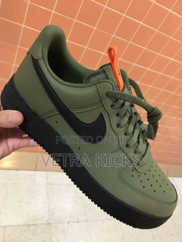 Airforce 1 Jungle Green and Black Colourway